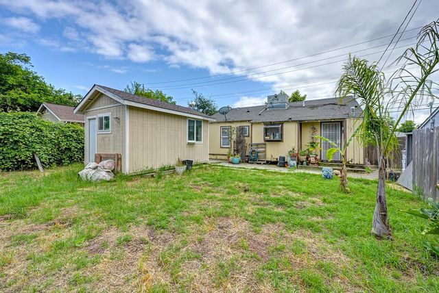 1013 Frienza Ave, Sacramento, CA 95815