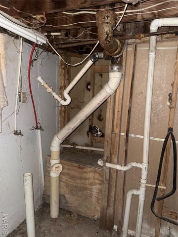 256 Shepley Drive, St Louis, MO 63137