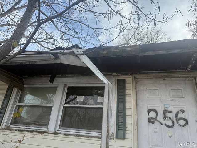 256 Shepley Drive, St Louis, MO 63137