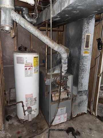 256 Shepley Drive, St Louis, MO 63137