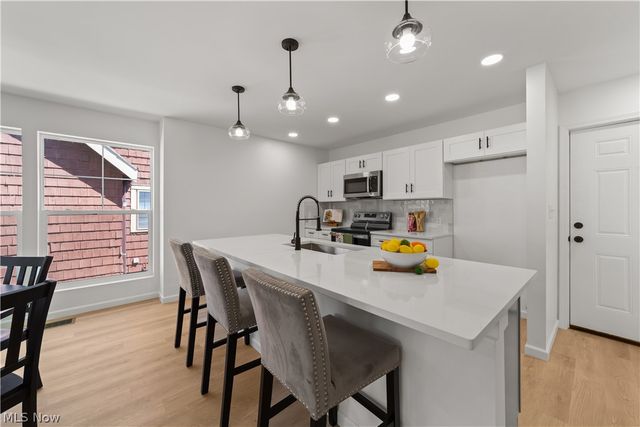 1141 Winston Road, South Euclid, OH 44121