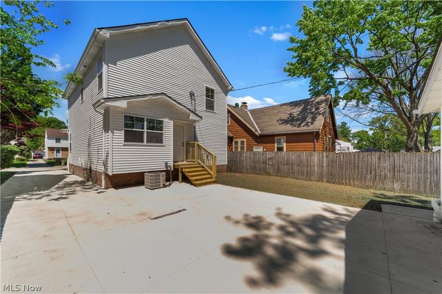 1141 Winston Road, South Euclid, OH 44121
