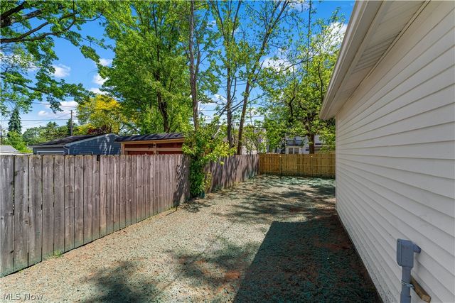 1141 Winston Road, South Euclid, OH 44121