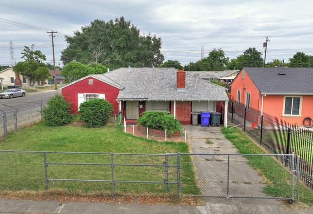3744 KERN St, Sacramento, CA 95838