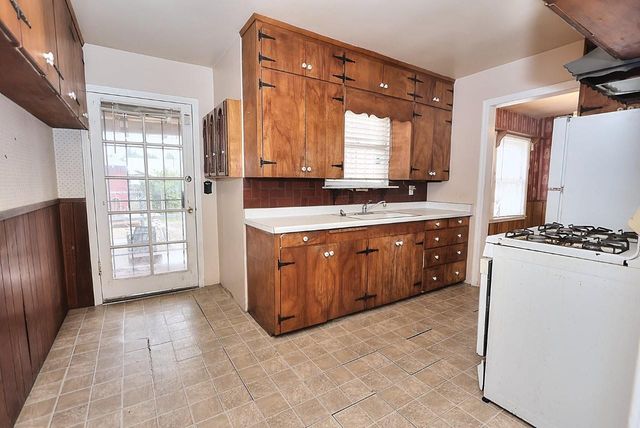 3744 KERN St, Sacramento, CA 95838