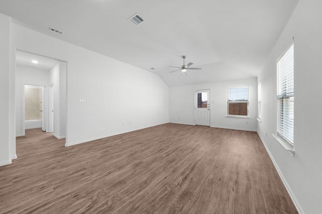 232 Woodlands Boulevard, Terrell, TX 75160