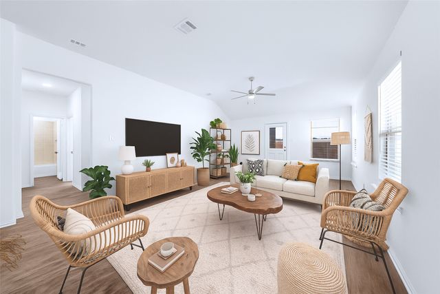 232 Woodlands Boulevard, Terrell, TX 75160