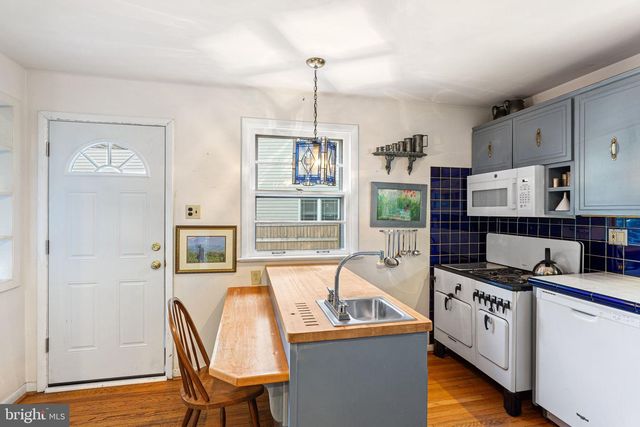 833 LONGWOOD DR, Haddonfield, NJ 08033