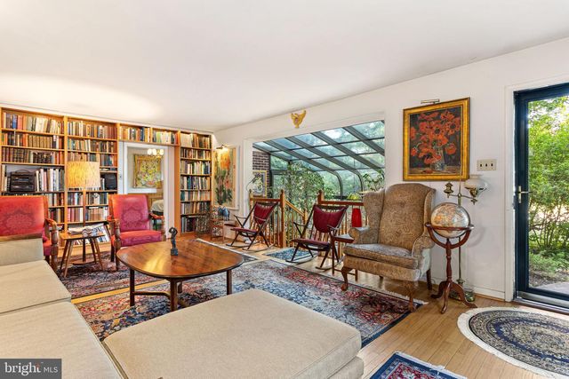 833 LONGWOOD DR, Haddonfield, NJ 08033