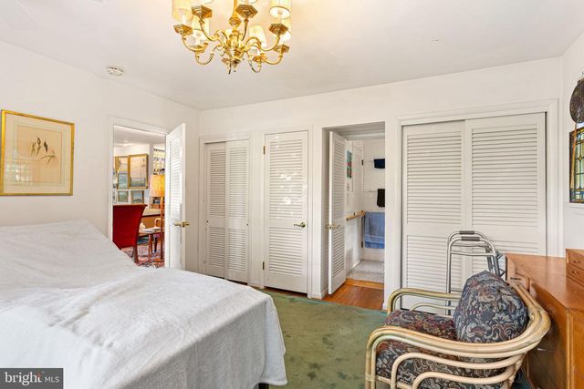 833 LONGWOOD DR, Haddonfield, NJ 08033