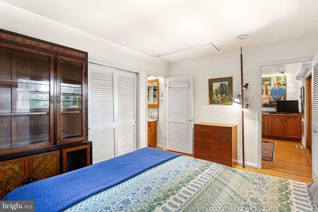 833 LONGWOOD DR, Haddonfield, NJ 08033