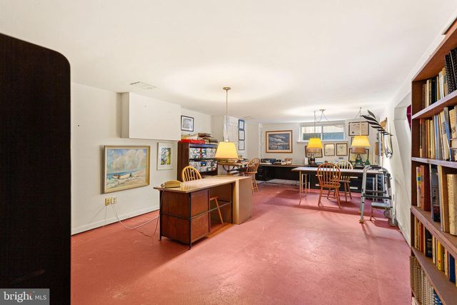 833 LONGWOOD DR, Haddonfield, NJ 08033