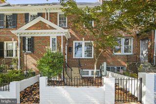 1920 35TH ST NW, Washington, DC 20007