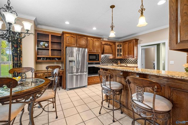 101 Jessica Lane, Gadsden, AL 35903
