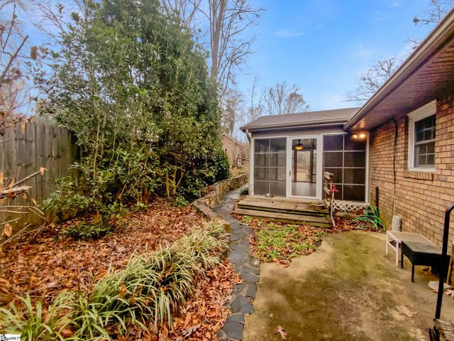 1 Oakleaf Drive, Taylors, SC 29687