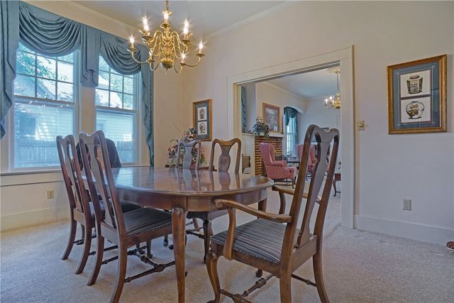 612 S Commerce Avenue, Russellville, AR 72801