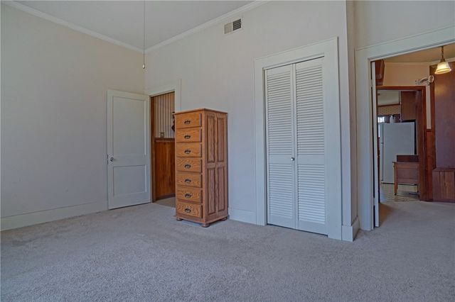 612 S Commerce Avenue, Russellville, AR 72801