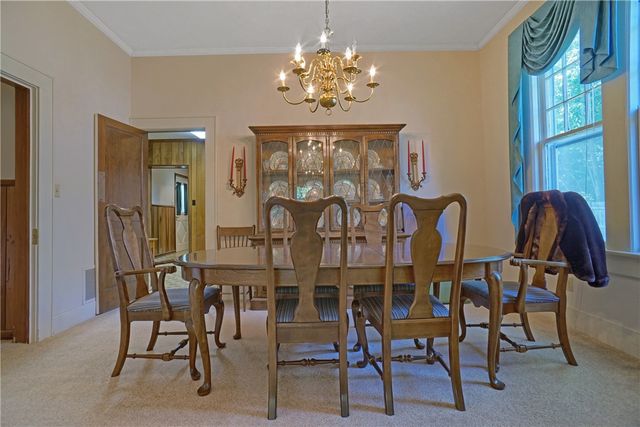 612 S Commerce Avenue, Russellville, AR 72801