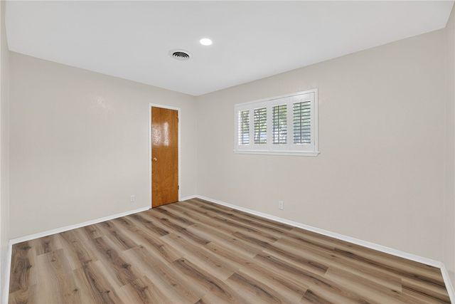 3901 Leonard Dr, Corpus Christi, TX 78410