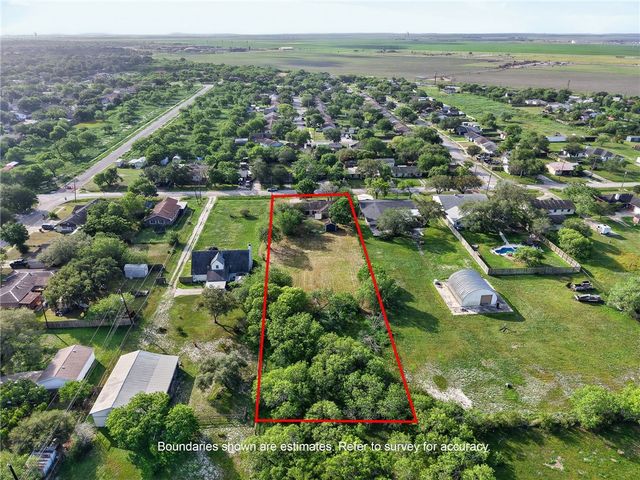3901 Leonard Dr, Corpus Christi, TX 78410