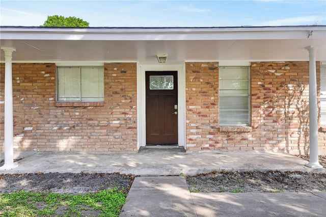 3901 Leonard Dr, Corpus Christi, TX 78410