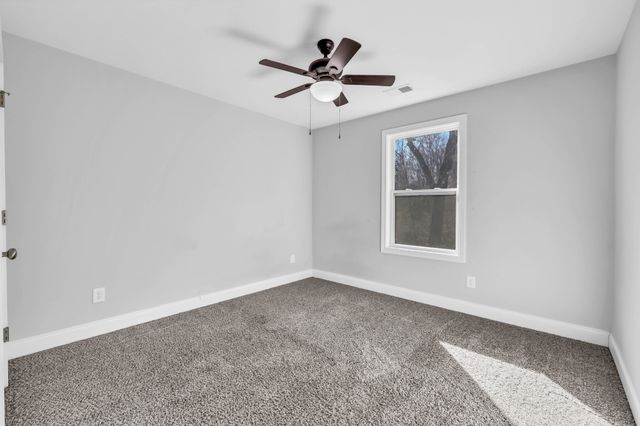 2320 Bearden Rd, Clarksville, TN 37043