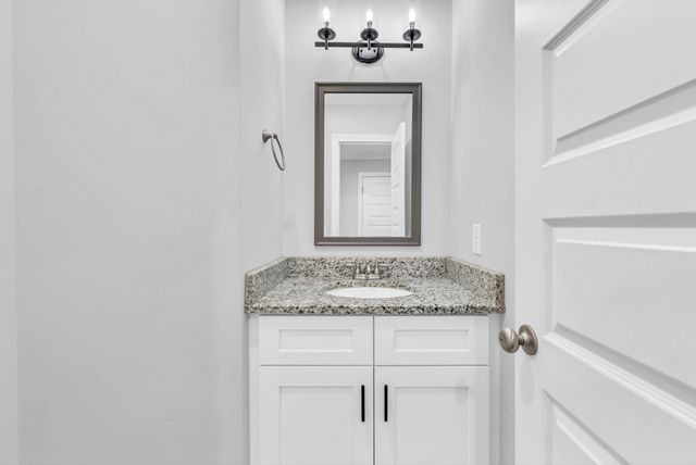 2320 Bearden Rd, Clarksville, TN 37043