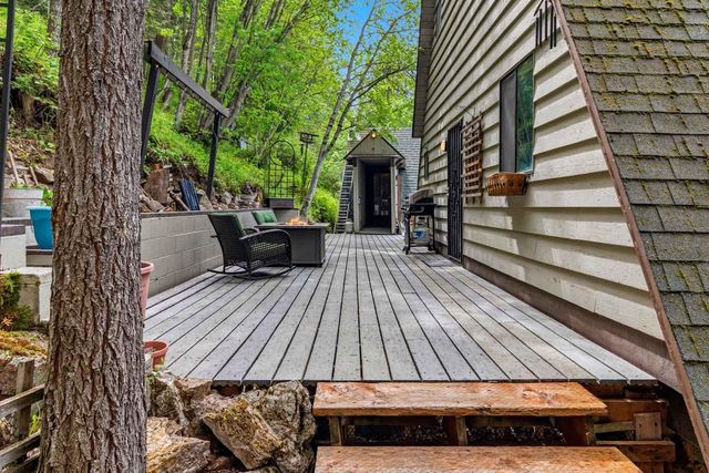3803 Rainbow Dr, Loon Lake, WA 99148