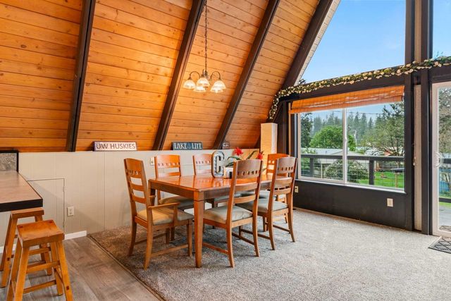 3803 Rainbow Dr, Loon Lake, WA 99148