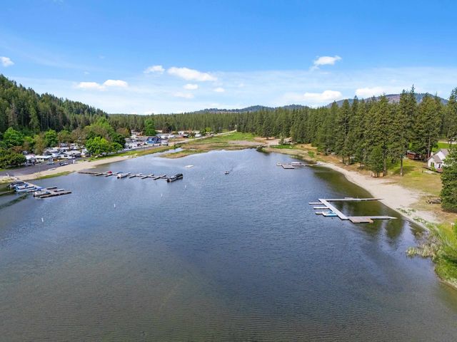 3803 Rainbow Dr, Loon Lake, WA 99148