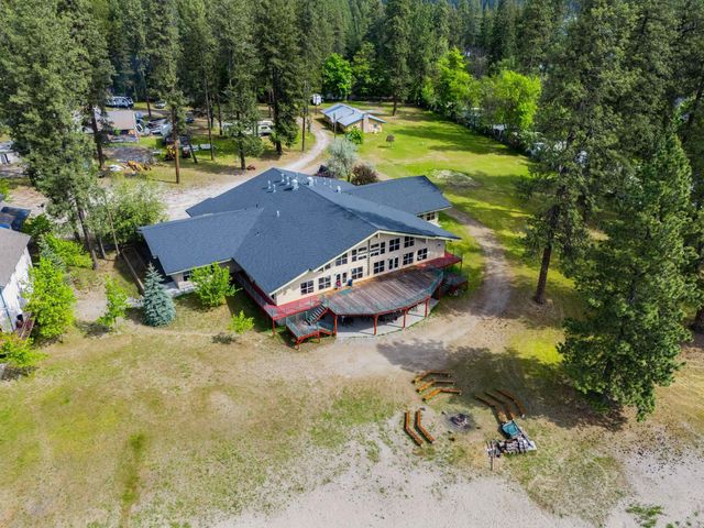 3803 Rainbow Dr, Loon Lake, WA 99148