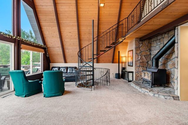 3803 Rainbow Dr, Loon Lake, WA 99148