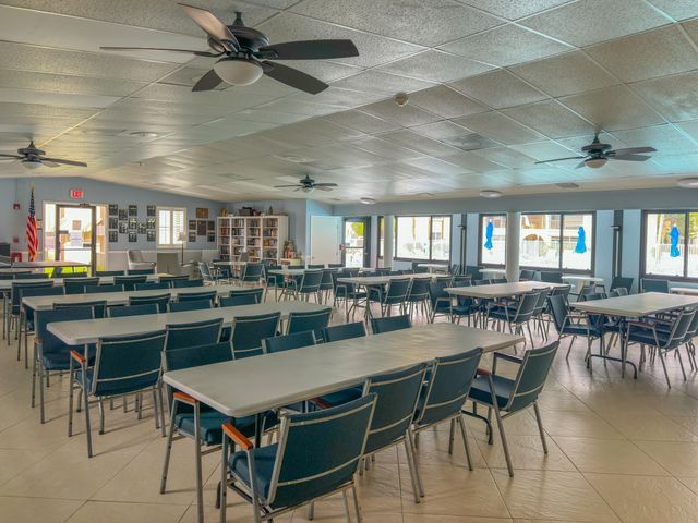 321 Pine Ridge Circle C-2, Greenacres, FL 33463