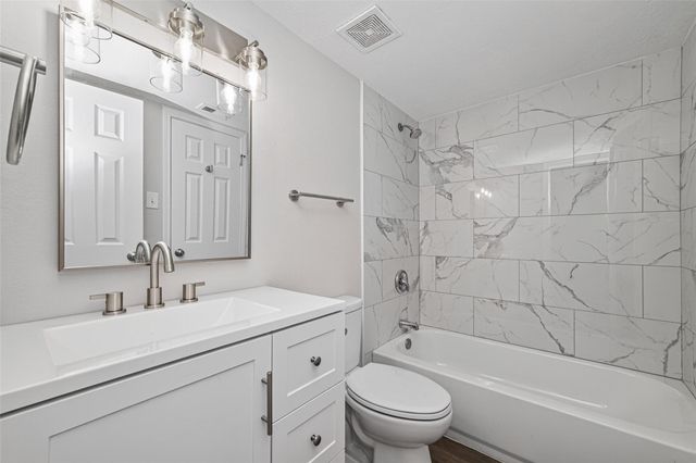 12227 W Village Drive C, Houston, TX 77039