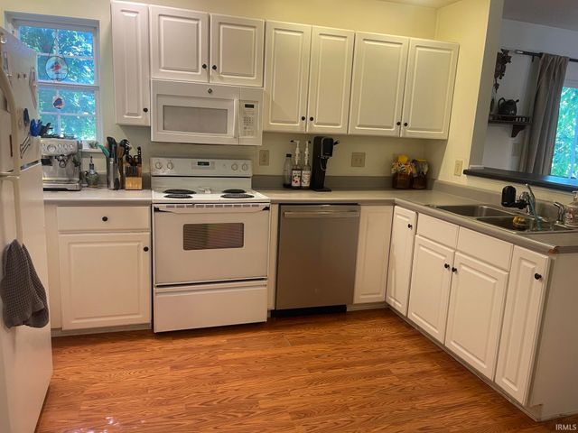 436 E Laurelwood Drive, Bloomington, IN 47401