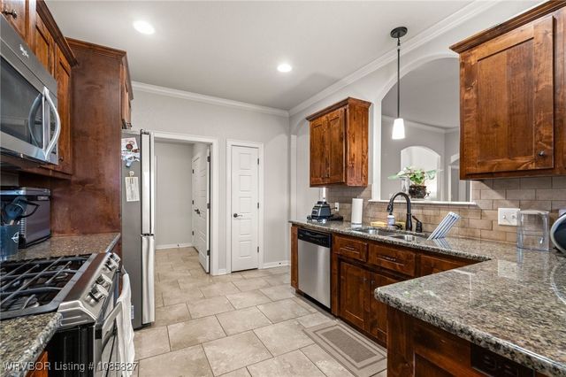 12211 Sycamore Street, Fort Smith, AR 72916