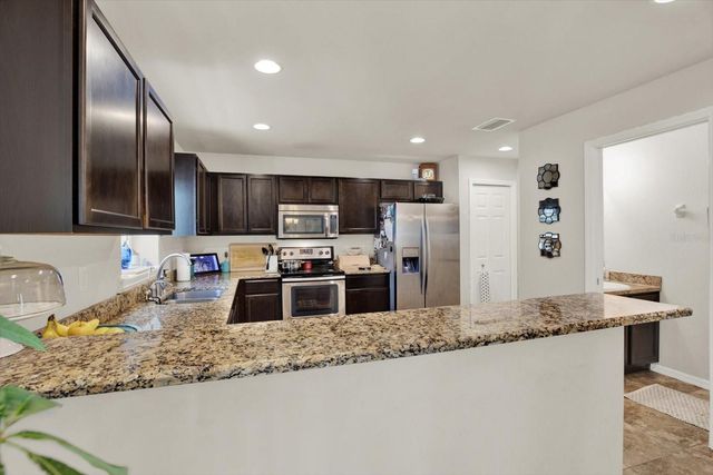 3017 MOJAVE OAK DRIVE, Valrico, FL 33594