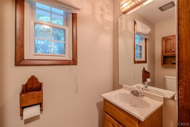 100 Highridge Drive, Syracuse, NY 13215