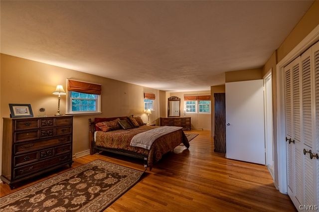 100 Highridge Drive, Syracuse, NY 13215