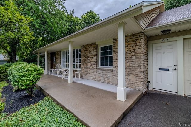 100 Highridge Drive, Syracuse, NY 13215
