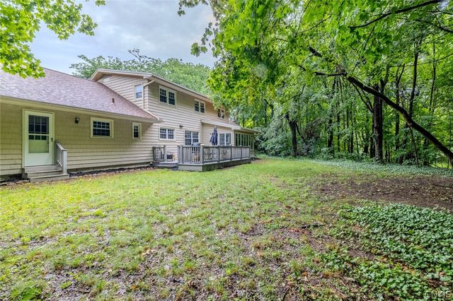 100 Highridge Drive, Syracuse, NY 13215