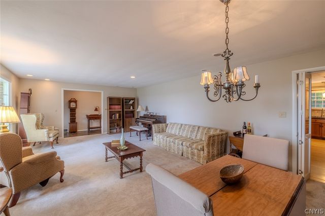 100 Highridge Drive, Syracuse, NY 13215