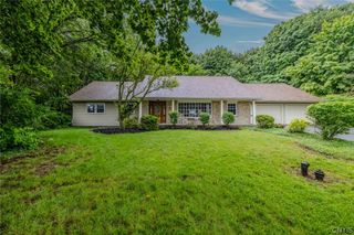 100 Highridge Drive, Syracuse, NY 13215