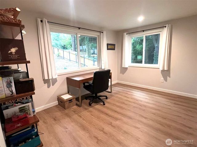 8430 SE 45th Street, Mercer Island, WA 98040