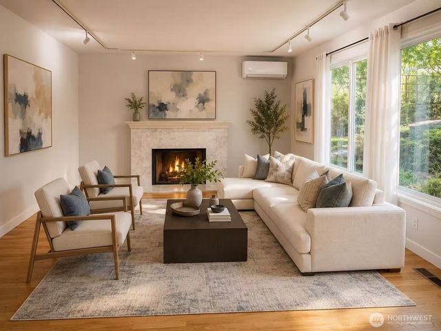 8430 SE 45th Street, Mercer Island, WA 98040