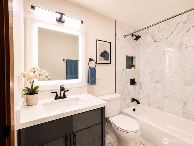 8430 SE 45th Street, Mercer Island, WA 98040