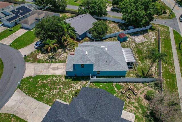 372 LAKE DAISY CIR, Winter Haven, FL 33884