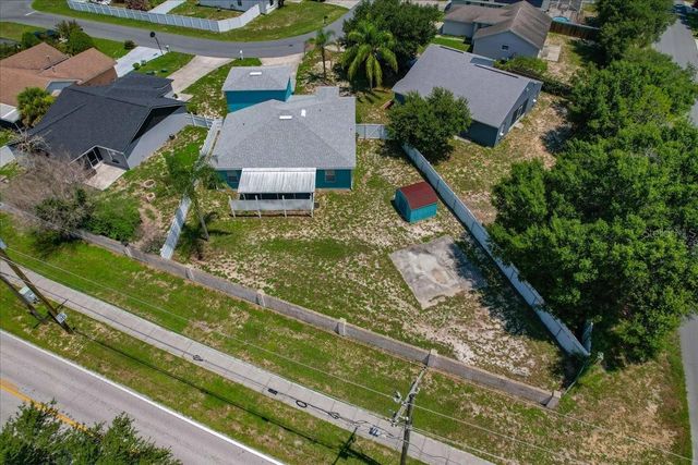 372 LAKE DAISY CIR, Winter Haven, FL 33884