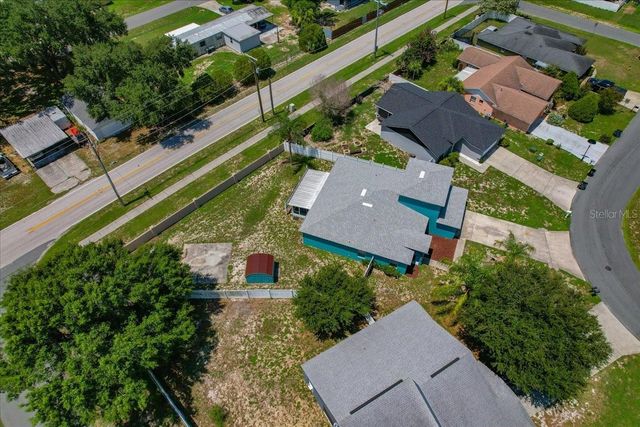 372 LAKE DAISY CIR, Winter Haven, FL 33884