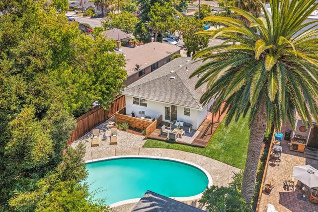 2930 Jefferson Avenue, Redwood City, CA 94062
